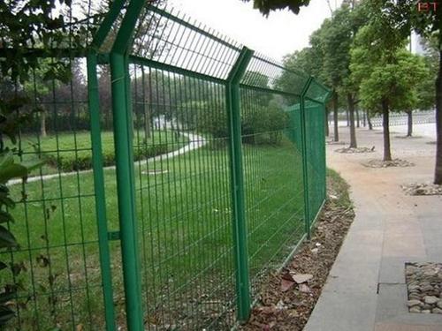 圍欄網.jpg